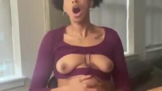 Angelferrnandezz porn video masturbating with vibator!!!