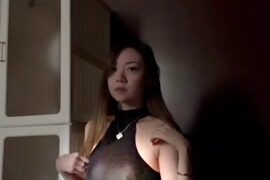 FanFan Shows Off Her Nipples In A See-Through Dress