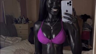 Ayannasoblack – Beautiful Angel Shows Off Sexy Body